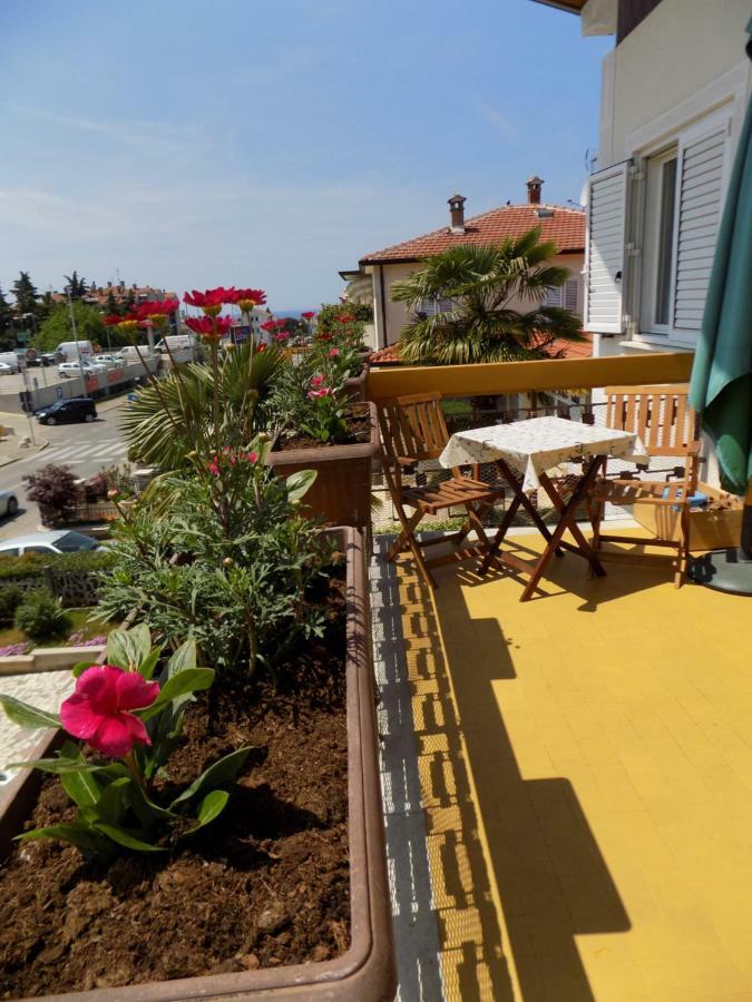 Apartment Leporiz Poreč Exterior foto
